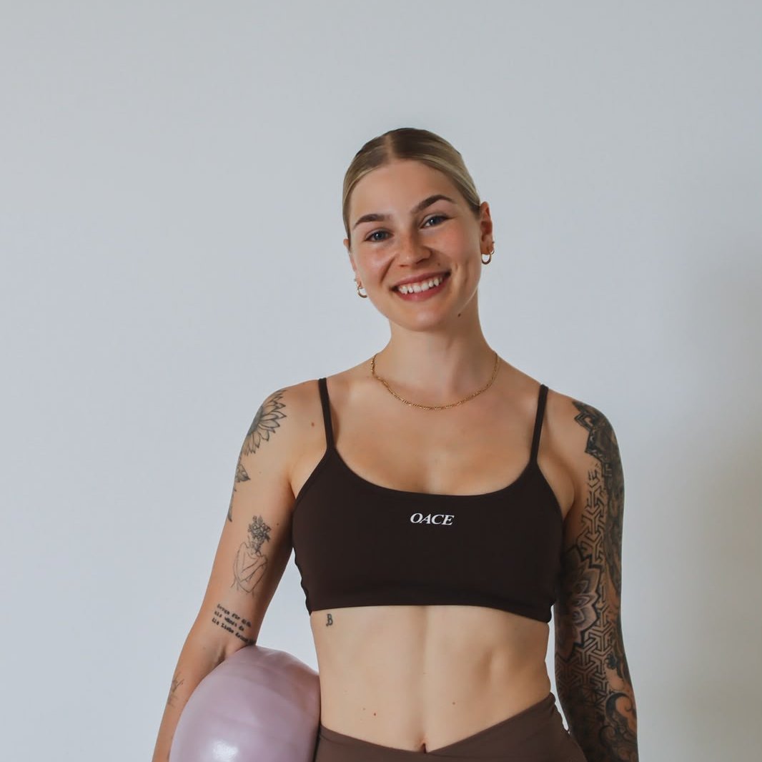 Vroni von Sternfit — deine Pilates-Trainerin